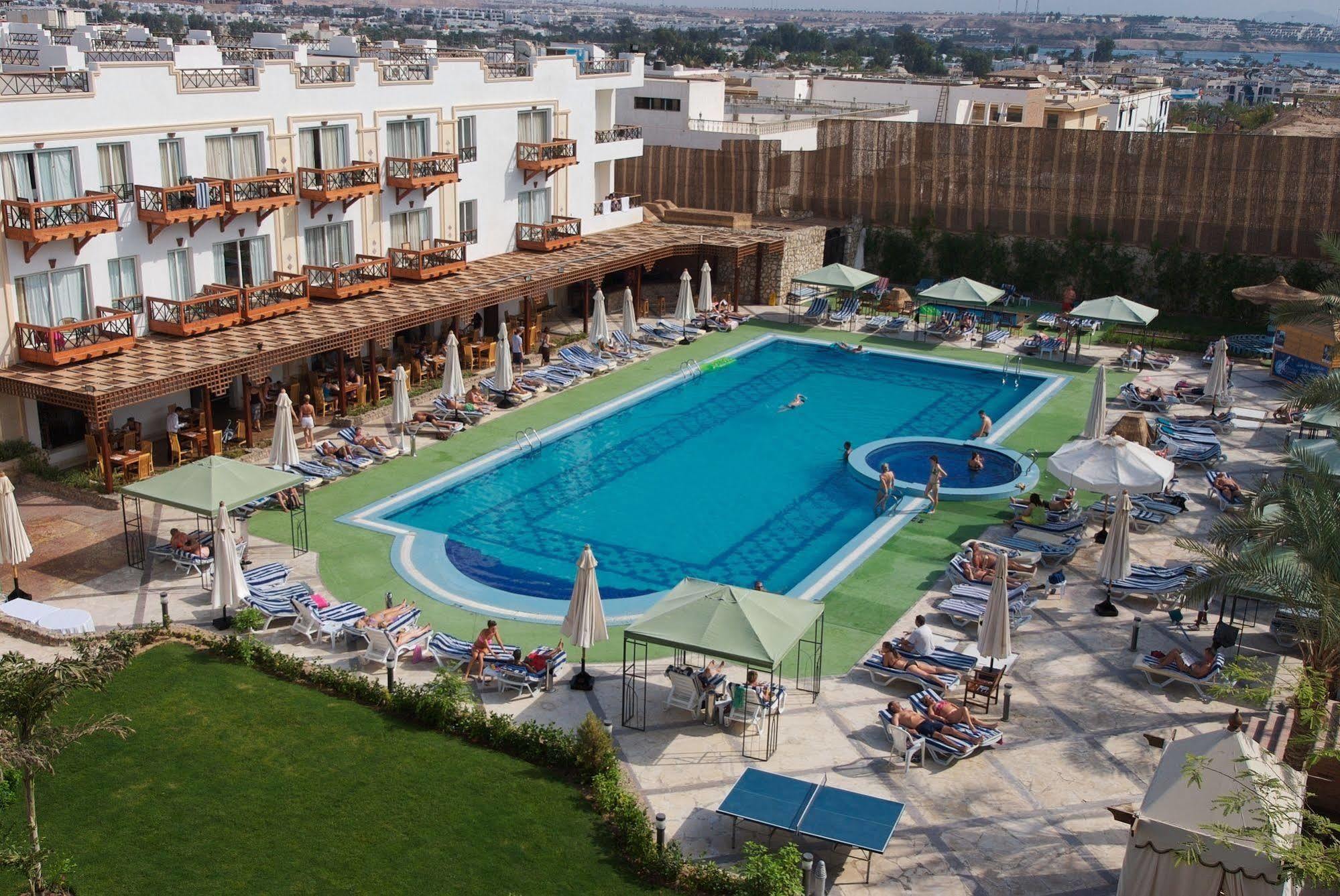 Falcon Naama Star 3*